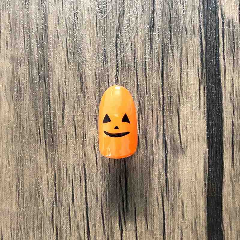 19 ハロウィンネイルをセルフで簡単に かぼちゃ ガイコツ クモの巣 などやり方紹介 さっつんブログ